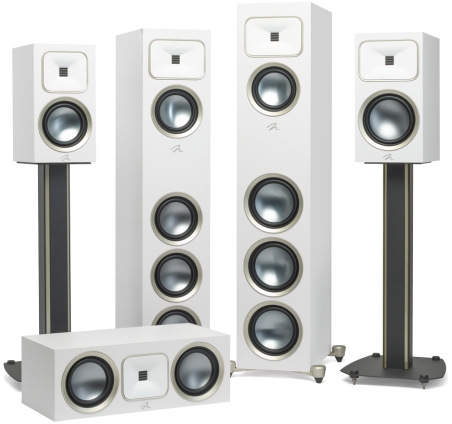 Megjelent a Martion Logan Motion Foundation Term&eacute;kcsal&aacute;d!